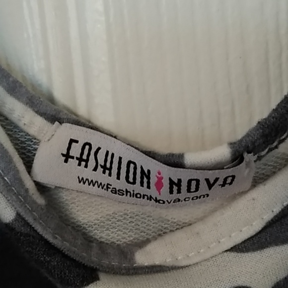 Camo Crop top - Picture 2 of 2